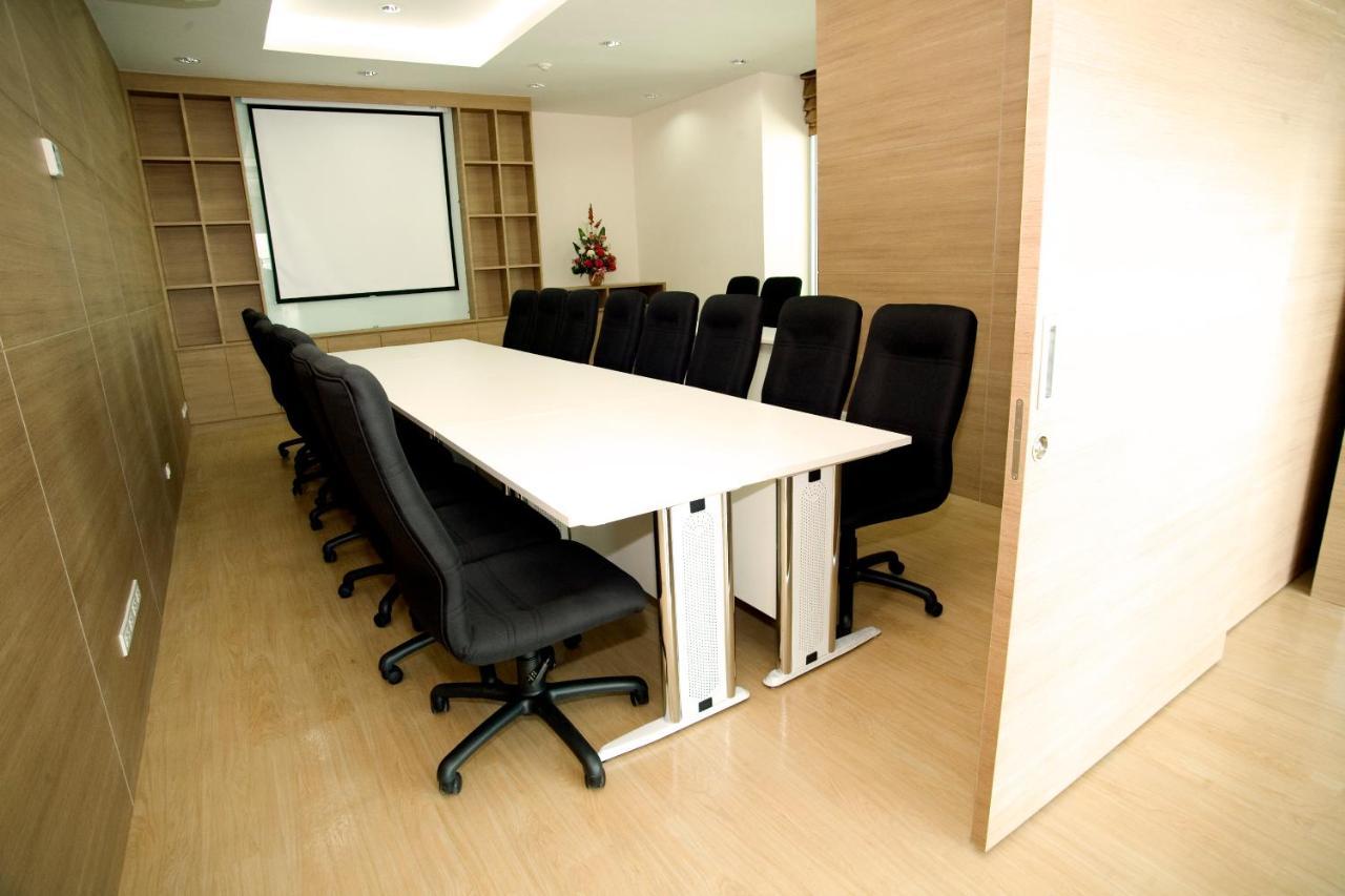 Olive Hotel & Residence Bangkok Sukhumvit 101 Ngoại thất bức ảnh